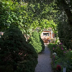  Bed & Breakfast Alle Giare Italia